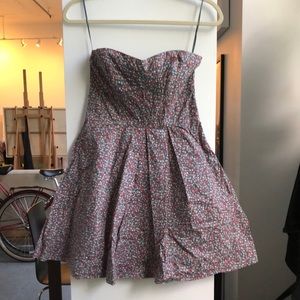 Strapless Sweetheart Dress w/ tiny flower print